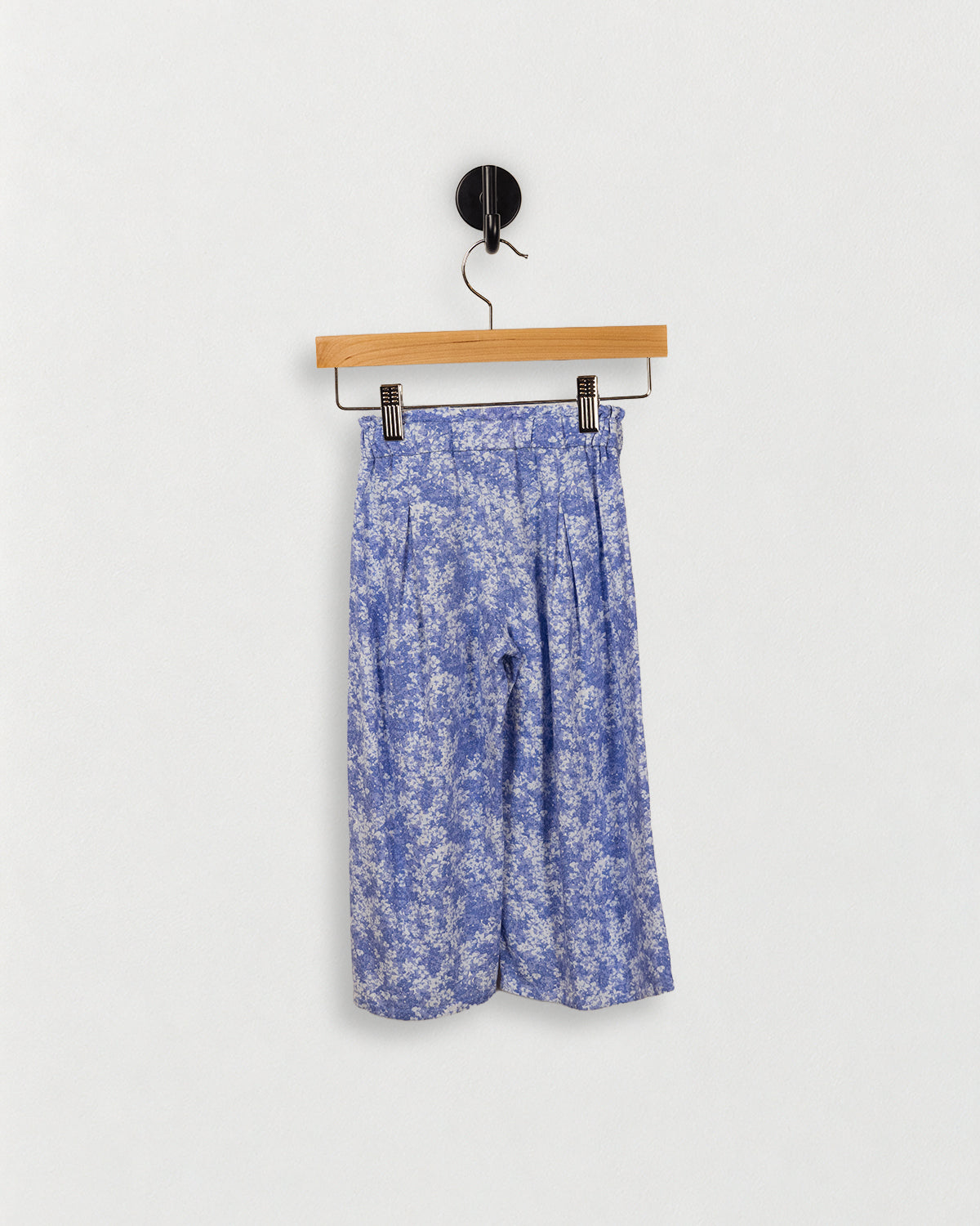 Simple Pant with front and back pleats — back view